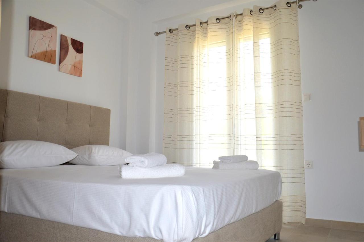 Α & D Perikleous Apartments Kastro-Kyllini Exterior foto